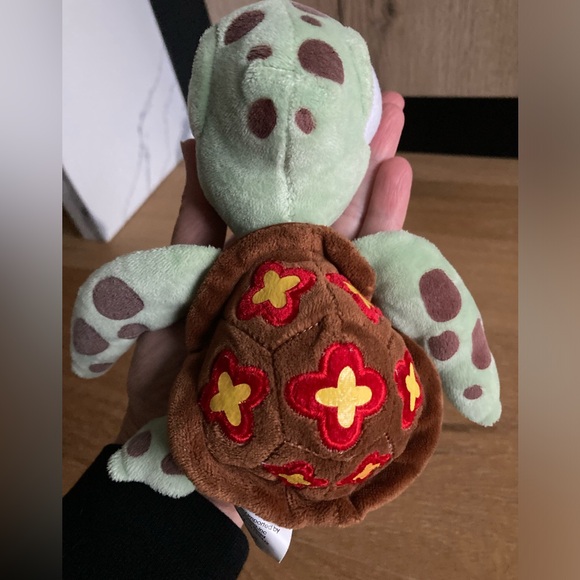 Disney Finding Nemo Sea Turtle plush toy - Picture 5 of 8